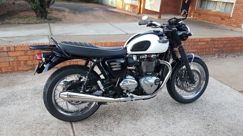 Triumph motorbike cover hotsell