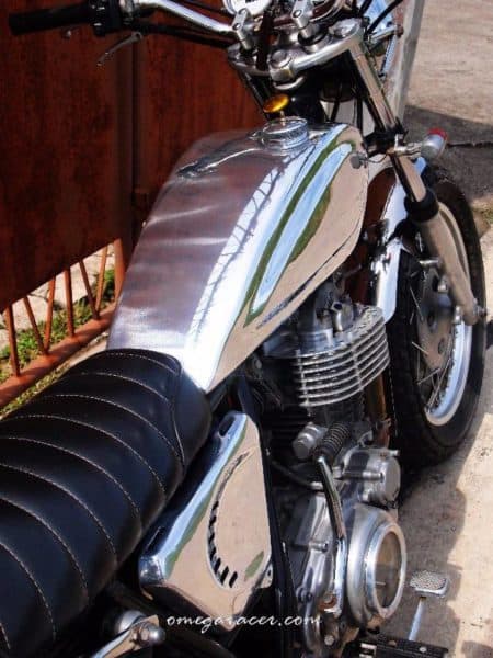Motorcycle tank