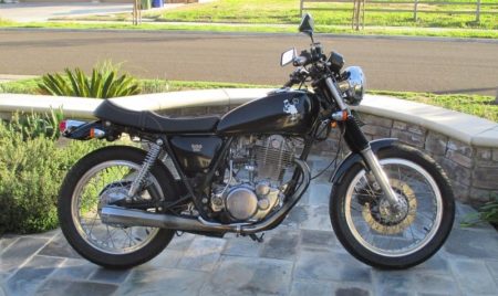 Yamaha SR400 Seat - Touring Black Edition