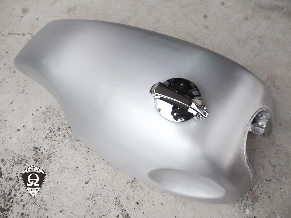 Custom sportster best sale gas tank