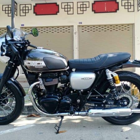 Kawasaki W650/W800 - Custom Seat - Type 04